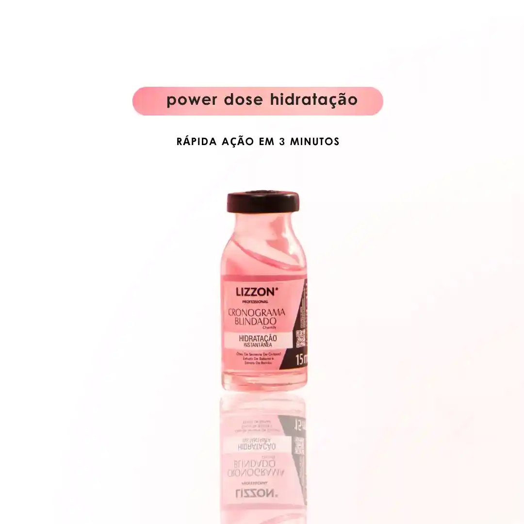 Um pequeno frasco rosa com o rótulo Power Dose Hidratação fica na vertical em um fundo branco, apresentando uma ação rápida em 3 minutos - perfeito para manter seu cabelo macio e hidratado.