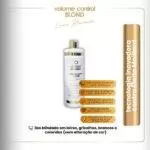 Um frasco de volume control blond (combo3x) está centralizado, com círculos laranja destacando seus benefícios de controle de volume para cabelos loiros, grisalhos, brancos e coloridos - com ação antiamarelamento e fácil aplicação progressiva.
