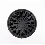 Um difusor Difusor Extreme, preto e redondo, é mostrado visto de cima contra um fundo branco. Esse acessório difusor para secador de cabelo possui vários orifícios e pontas salientes, projetado para distribuir o fluxo de ar uniformemente na modelagem de cabelos cacheados ou ondulados.