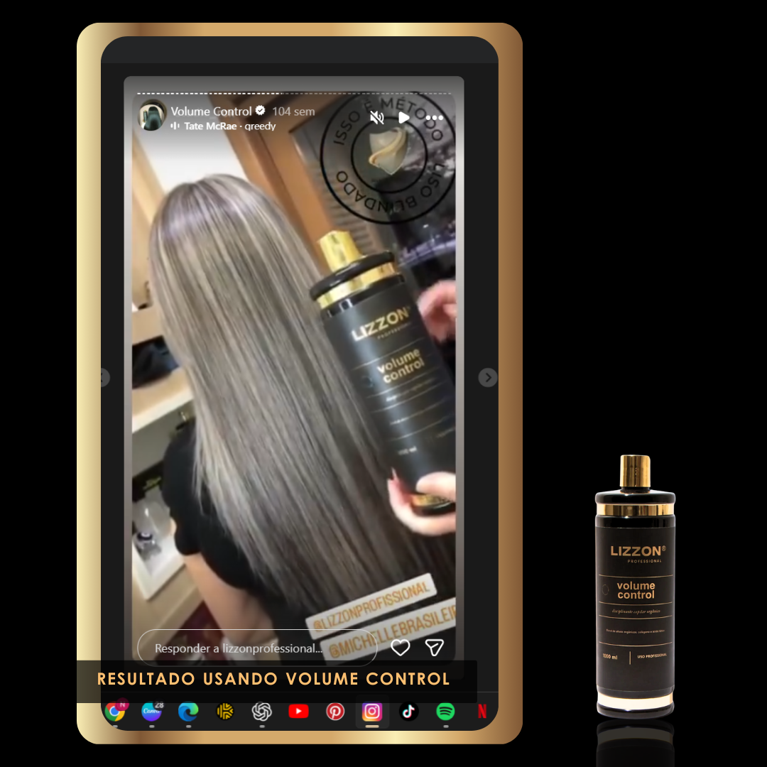 Uma pessoa com cabelos longos, lisos e loiros é mostrada de costas enquanto alguém segura um produto Volume Control Liso Blindado perto de seu cabelo. Um frasco de Volume Control Liso Blindado também é exibido no lado direito da imagem.