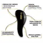 A Escova Desembaraçadora possui cerdas de dois níveis, design ergonômico e acabamento profissional para cabelos secos ou molhados, com o nome da marca em dourado. Faz parte da Coleção Lizzon.