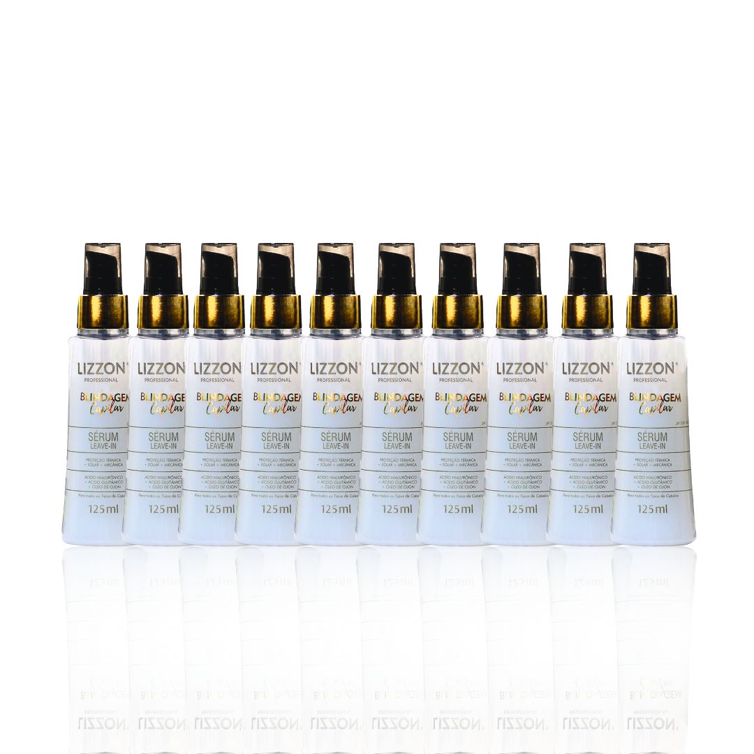 Dez frascos de Sérum Blindagem Capilar (Combo 10 unidades), cada um com 125 ml, com dosadores de bomba pretos e colarinhos dourados, estão alinhados em uma fileira contra um fundo branco.