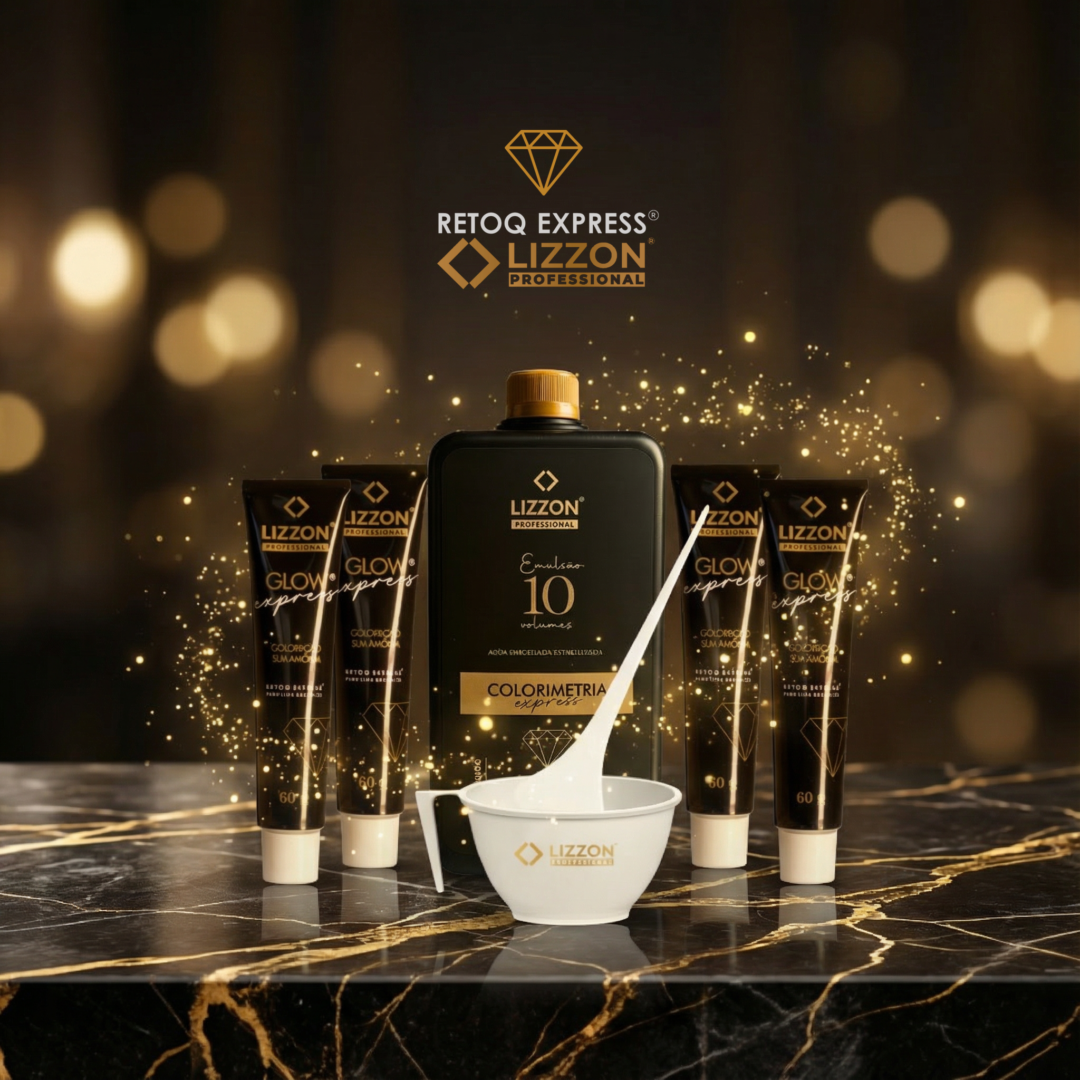 O kit Retoq Express (Glow Express) é exibido em uma superfície de mármore, com tubos, um frasco grande, um recipiente de mistura e um pincel em um fundo escuro desfocado com detalhes dourados brilhantes.