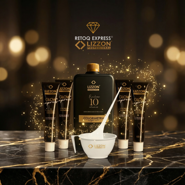 O kit Retoq Express (Glow Express) é exibido em uma superfície de mármore, com tubos, um frasco grande, um recipiente de mistura e um pincel em um fundo escuro desfocado com detalhes dourados brilhantes.