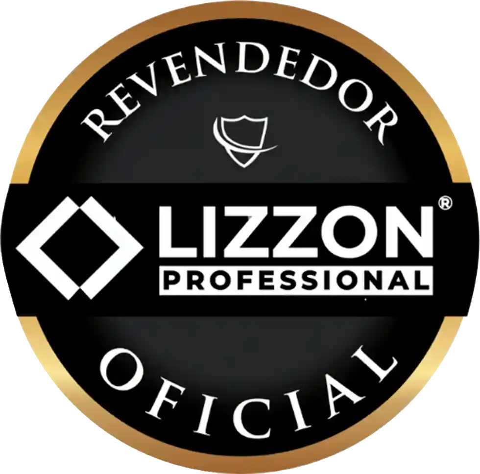 Distintivo circular com borda dourada e centro preto, com o texto REVENDEDOR OFICIAL e o logotipo e o nome LIZZON PROFESSIONAL em letras brancas, com um ícone de escudo acima do nome da marca.
