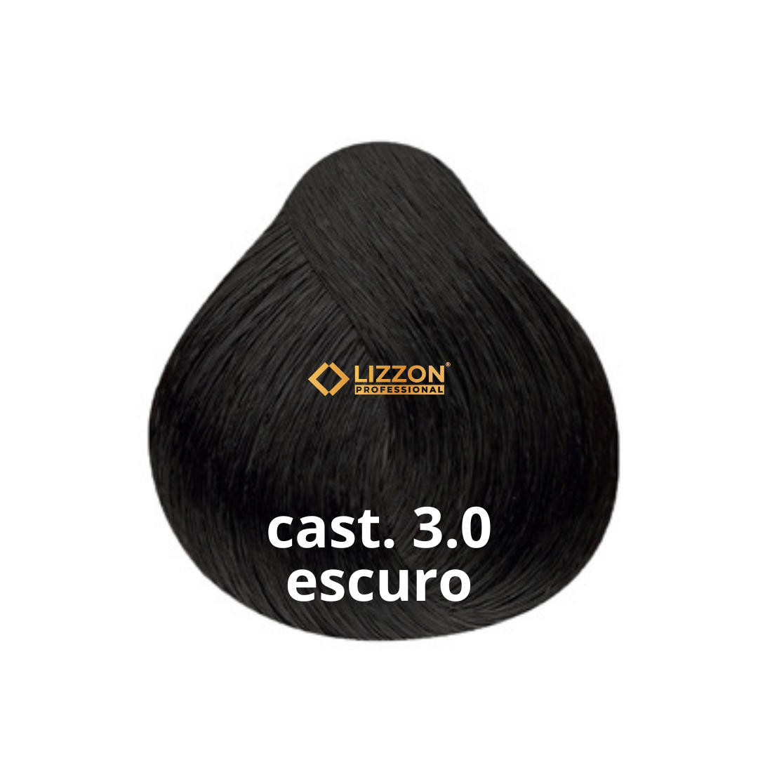 Uma amostra de cor de cabelo marrom escuro, rotulada como Lizzon Professional com o texto cast. 3.0 escuro em branco sobre a amostra de cabelo. O plano de fundo é branco.