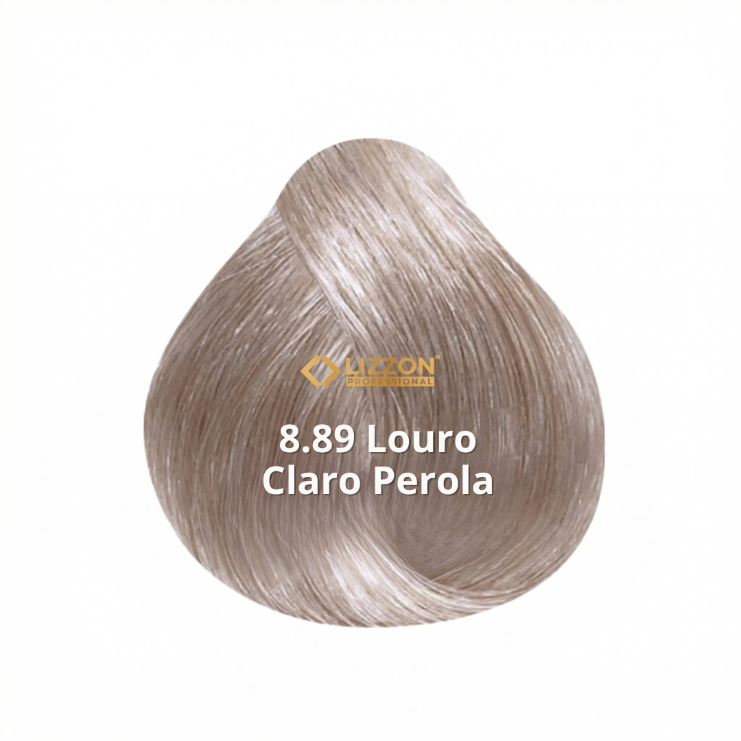 Uma amostra de cabelo renderizada digitalmente em um tom de loiro claro rotulado como 8.89 Louro Claro Perola com o logotipo da Lizzon Professional acima do texto, em um fundo branco.
