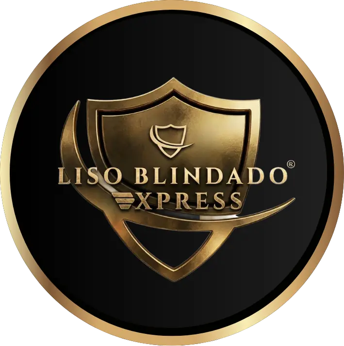 Um logotipo de escudo dourado com o texto Liso Blindado Xpress e lizzon em um fundo circular preto, delimitado por uma borda dourada. O escudo apresenta um contorno menor de um escudo em seu interior.