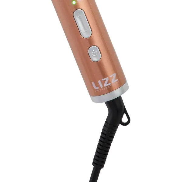 Um close-up do cabo em ouro-rosa do modelador de cabelos MODELADOR BEACH WAVE TRIONDAS BILVOLT, com a inscrição “LIZZ”, mostrando um botão liga/desliga, outro botão de controle, uma luz indicadora verde e um cabo de alimentação preto.