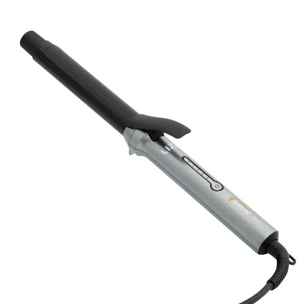 O MODELADOR PROFISSIONAL FOCUS 25 MM BIVOLT 450 F é um modelador de cabelos nas cores prata e preto, com uma pinça preta e um cabo integrado, exibido sobre um fundo branco.